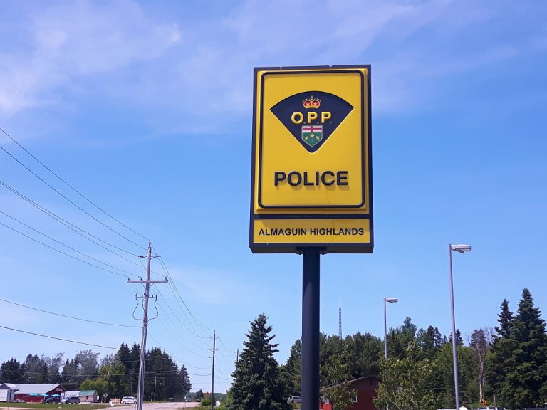 Barrie man charged after hit and run in Magnetawan