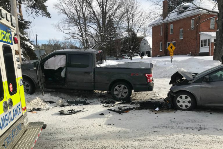 No injuries in two vehicle crash in Bracebridge