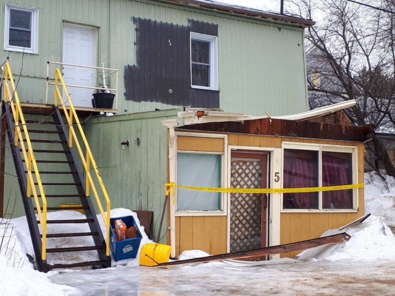 No injuries in Huntsville roof collapse