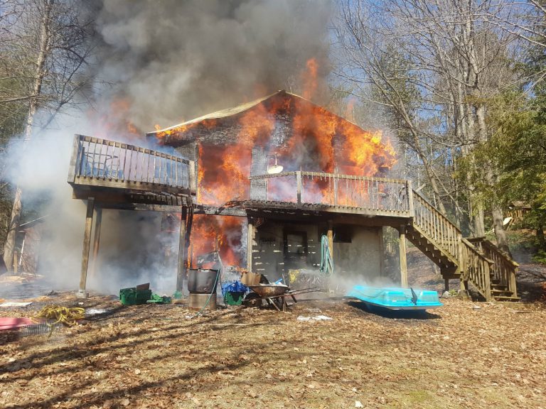 Delayed call to 911 leads to destructive house fire