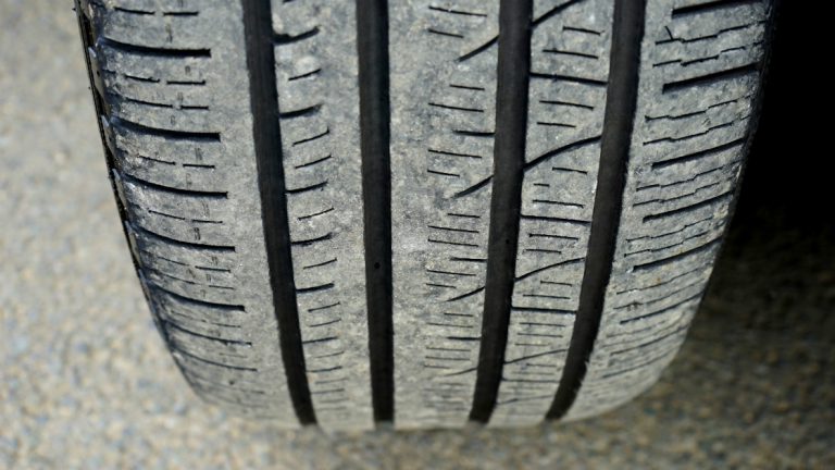 Tires slashed on cars in Gravenhurst