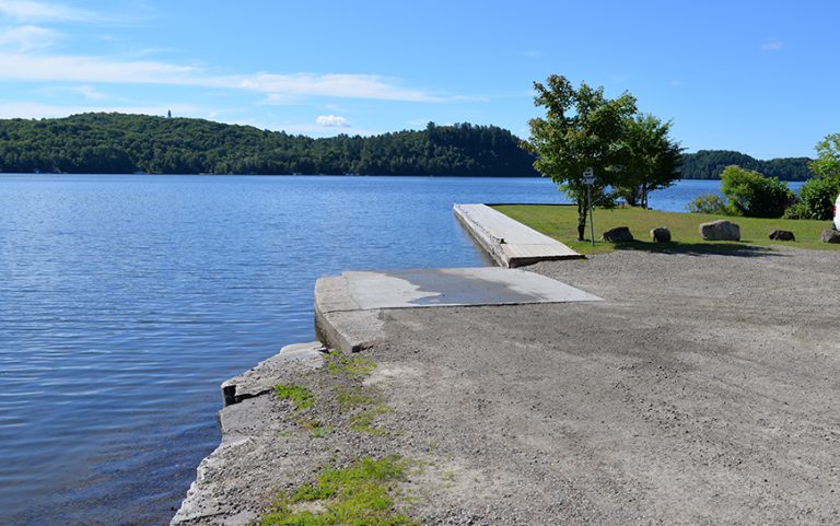 Lake of Bays getting damaged dock facilities repaired