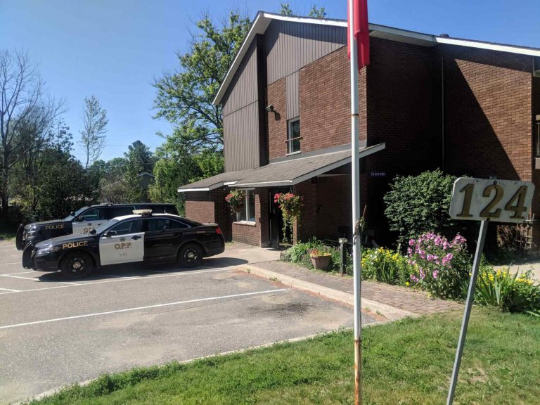 Police investigating after man suffers life threatening injuries in Bracebridge