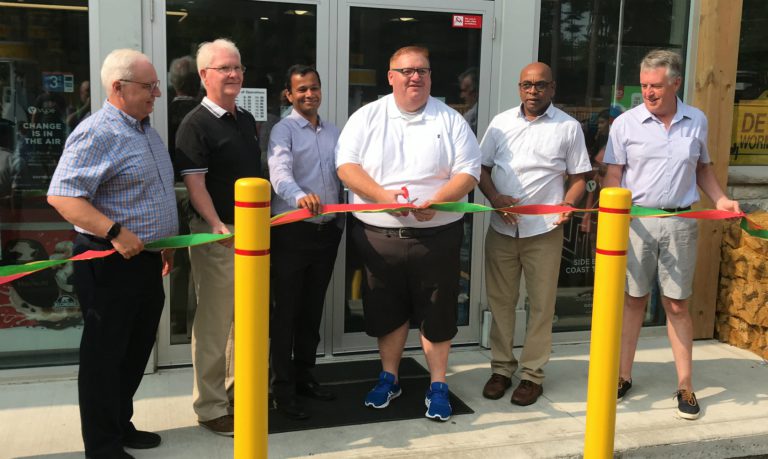 Shell station officially opens in Bracebridge