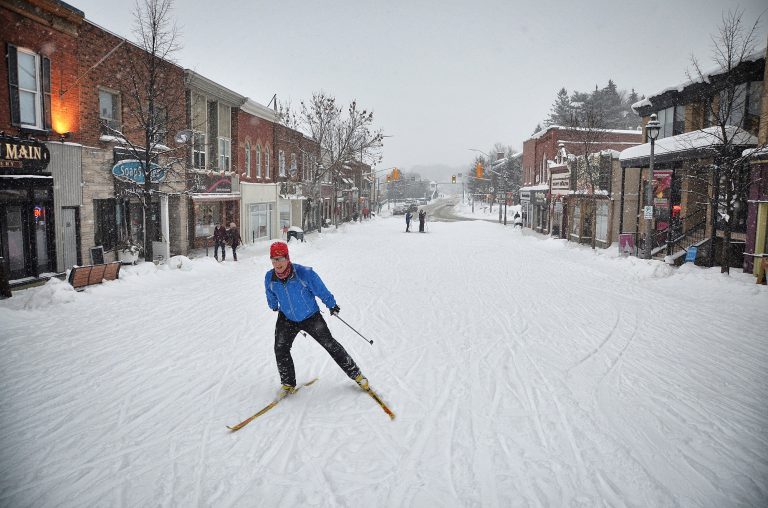 Huntsville brings the snow downtown for SnowFest