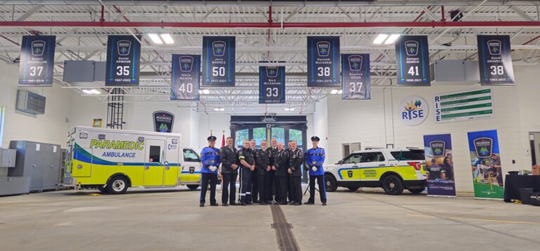 Muskoka Paramedic Services honours its long-standing first responders