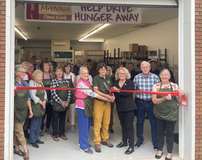 Manna Food Bank celebrates new Wellington St. location