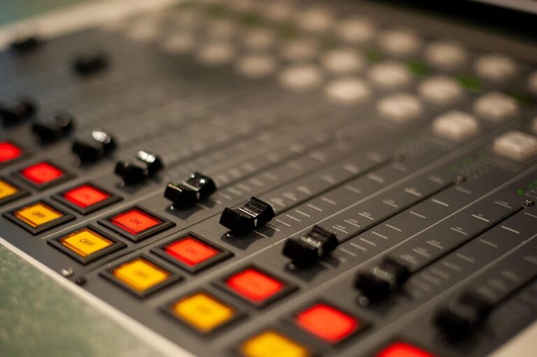 Vista Radio announces CRTC approval to purchase several radio stations in B.C.